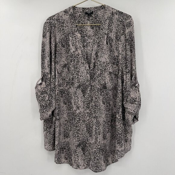 torrid Tops - Torrid Harper Plus Women's Animal Print Tab Sleeve Gray/Black /Cream Top Size 4